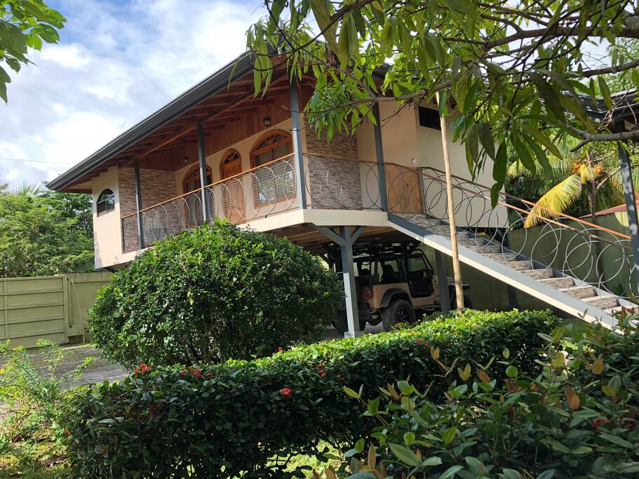 Exterior_View