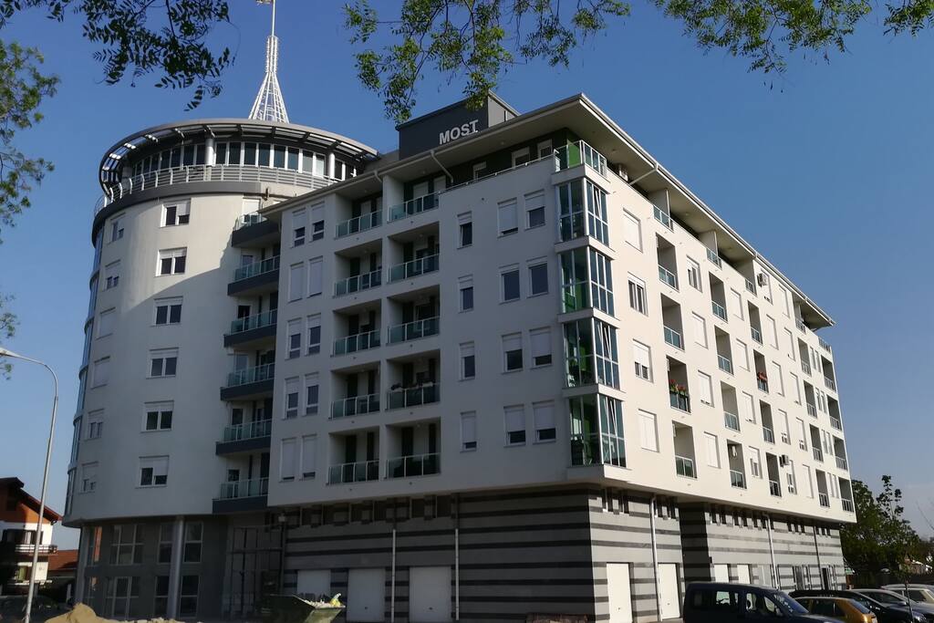 The Building Most