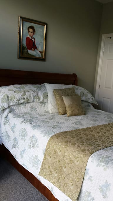Queen bed