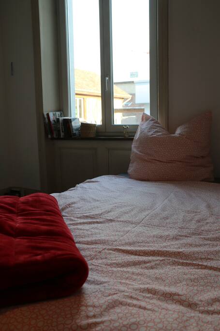 private room with cozy queensize bed