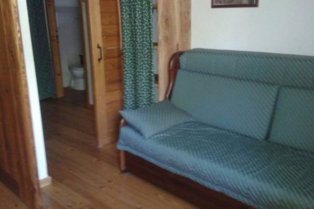 cameretta con divano letto 3 posti