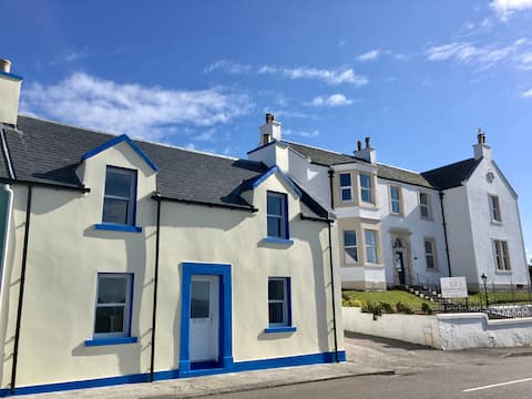 2 bedroom self catering house. Bowmore Islay