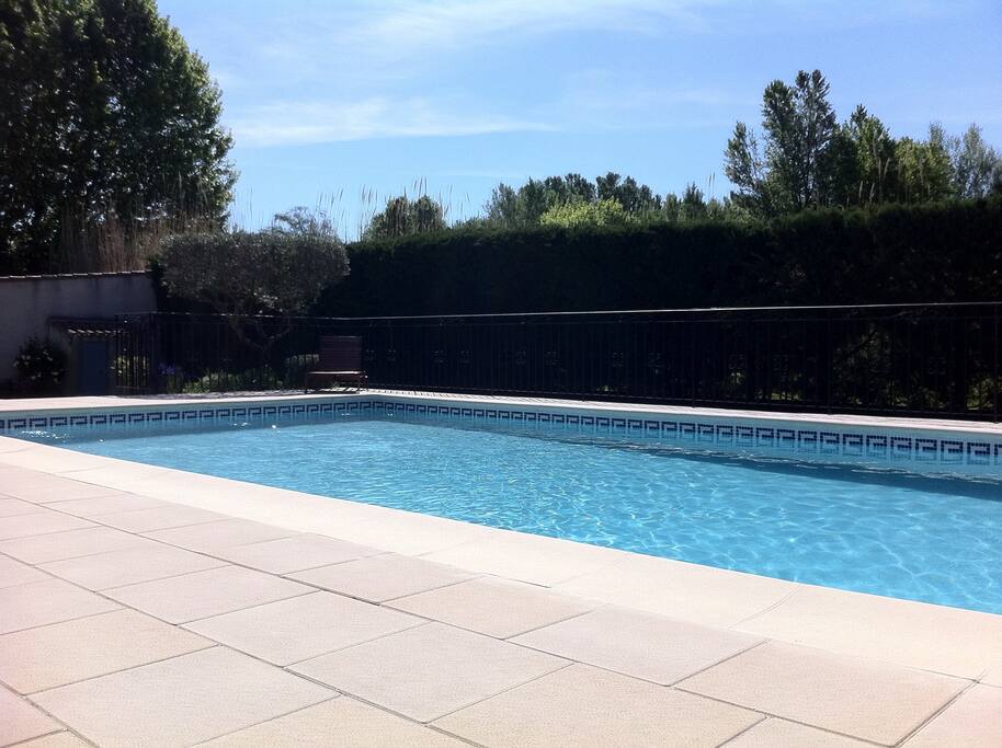 Swimming-pool
