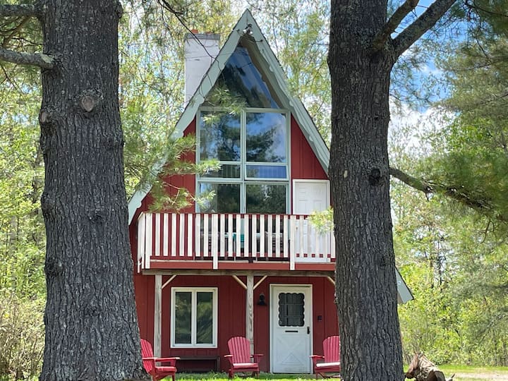 Spacious A Frame chalet near Stratton mountain Cabins for Rent in