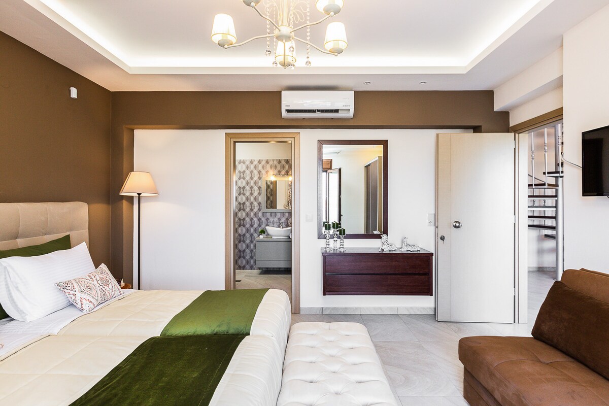 Chambre avec lits jumeaux de luxe au premier étage !