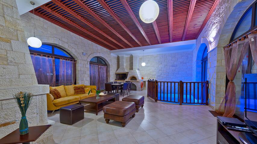 Platanias Villa, 3 BD, 3 BA, pool, 800m from sand gallery image 5