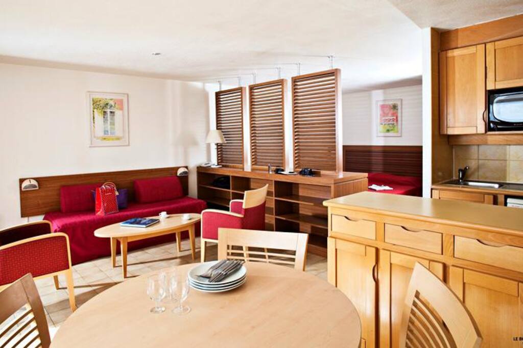 Studio 4 pers vue mer