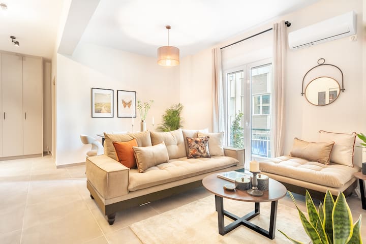Homer & Isabella managed Airbnb listing 2