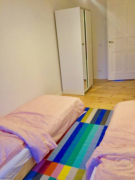 Raum ca./ Room space aprox. 3m x 5m