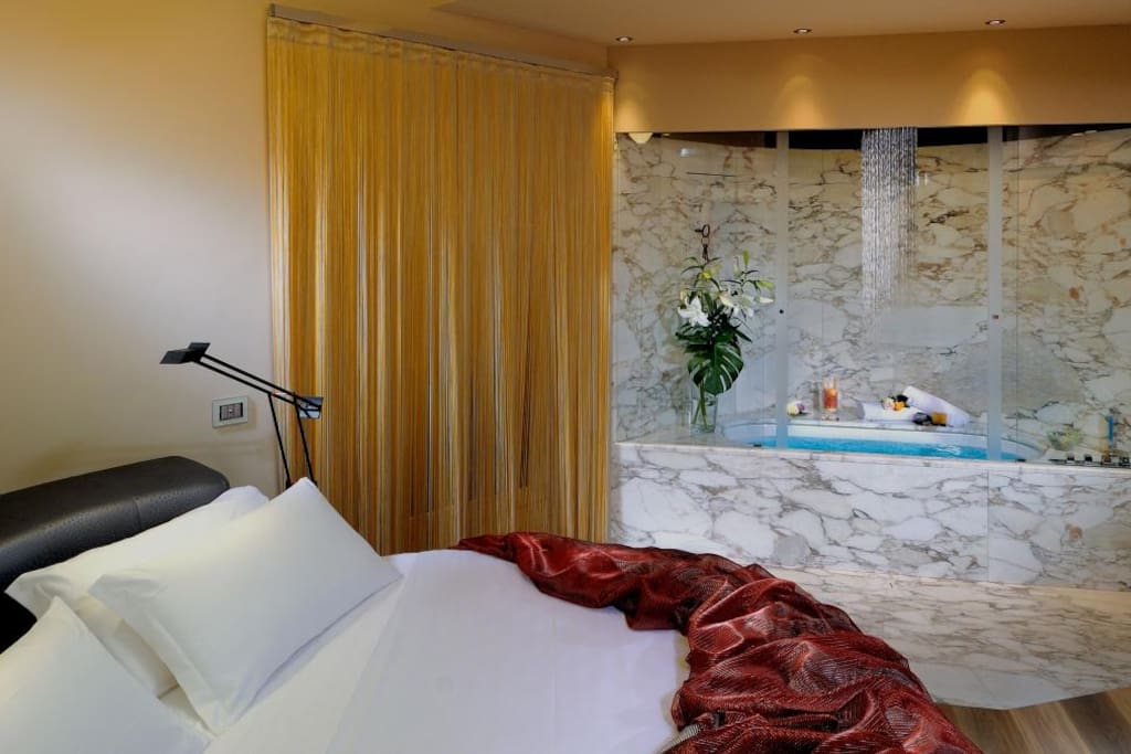 Yes, you can take a superb bath in your room