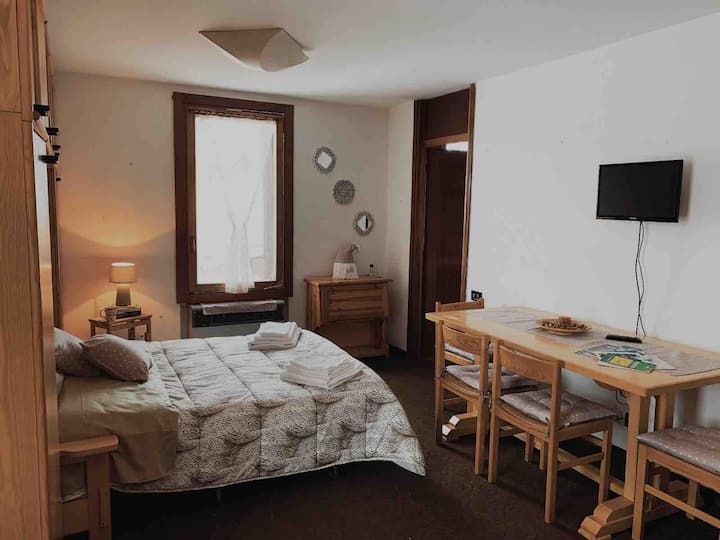 Passo del Tonale Vacation Rentals & Homes - Trentino-Alto Adige, Italy |  Airbnb