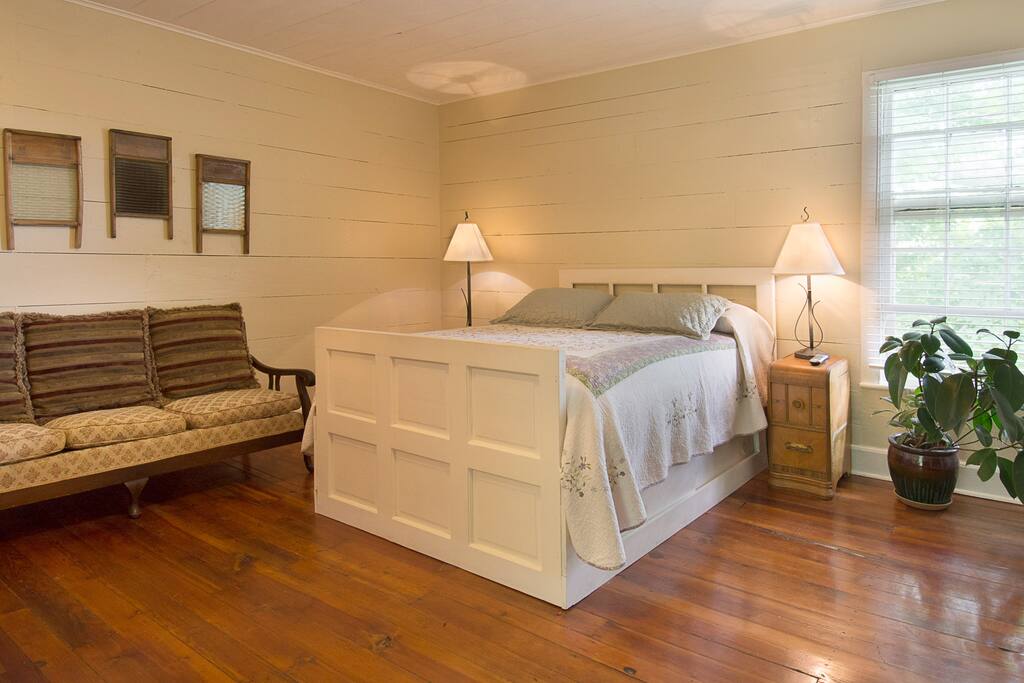 Aunt Betsy's Room