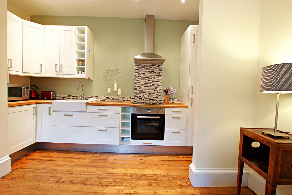 Kitchen 1