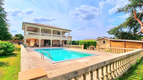 Property among the vineyards