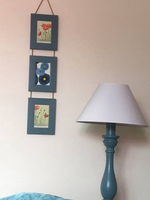 petite scène en bleu