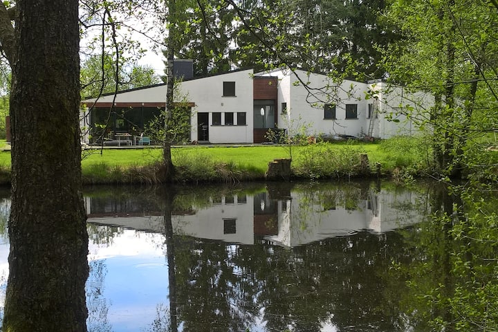 The landing net area, private pool and pond