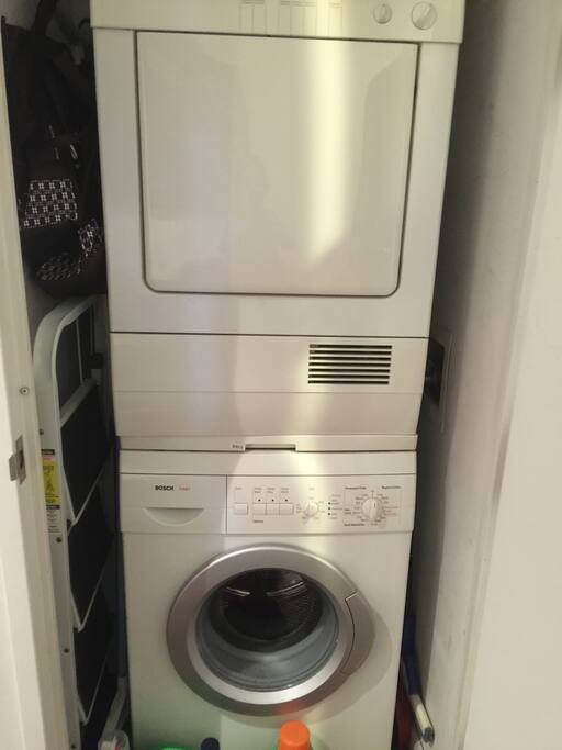 WASHER & DRYER MACHINE INSIDE THE APARTMENT