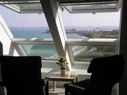 EXCEPTIONAL SEA VIEW (4-star furnished tourism)
