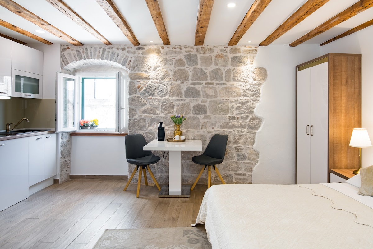15 Best Airbnbs in Split, Croatia (2023 Edition) - Road Affair