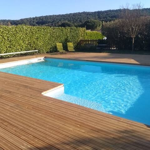 Vacation home with pool Carcassonne