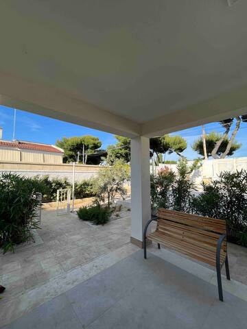 Filo D’Olio – Villa con giardino pugliese al mare gallery image 2