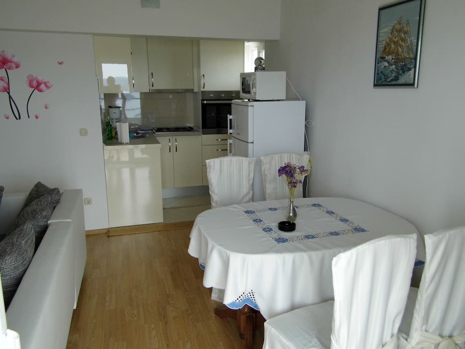 Kitchen + Dining rom