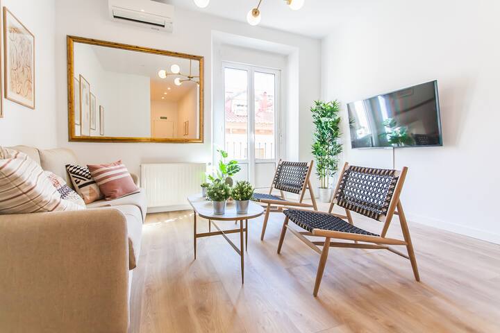 Opera, Sol & Plaza Mayor: Estilazo, Glamour, Nuevo gallery image 4