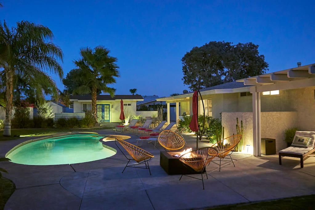 Top 100 Airbnb Rentals 2017 in Palm Springs, California