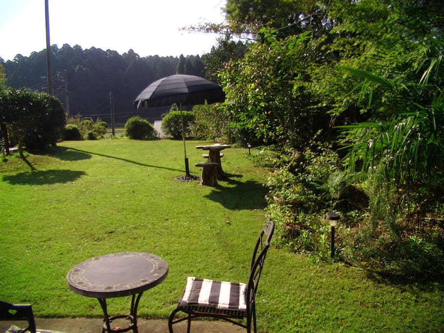 Lush green scenery from early Spring to late Autumn