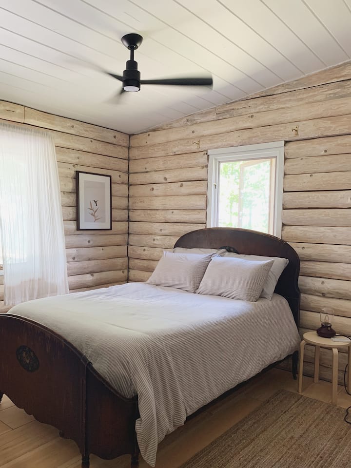 Chumba #1 (Kitanda kamili)