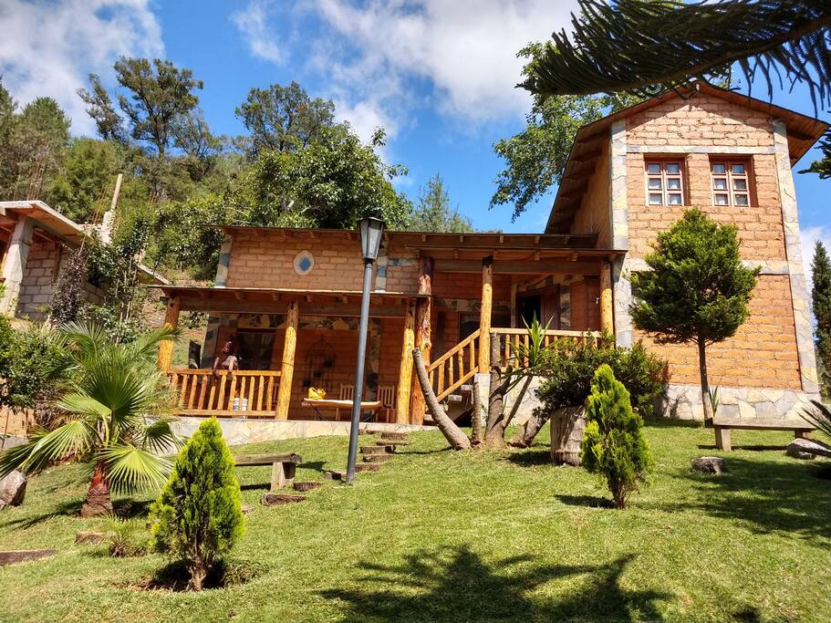 Cabañas Rancho Alegre "El Izote" Cabins for Rent in Pinal de Amoles