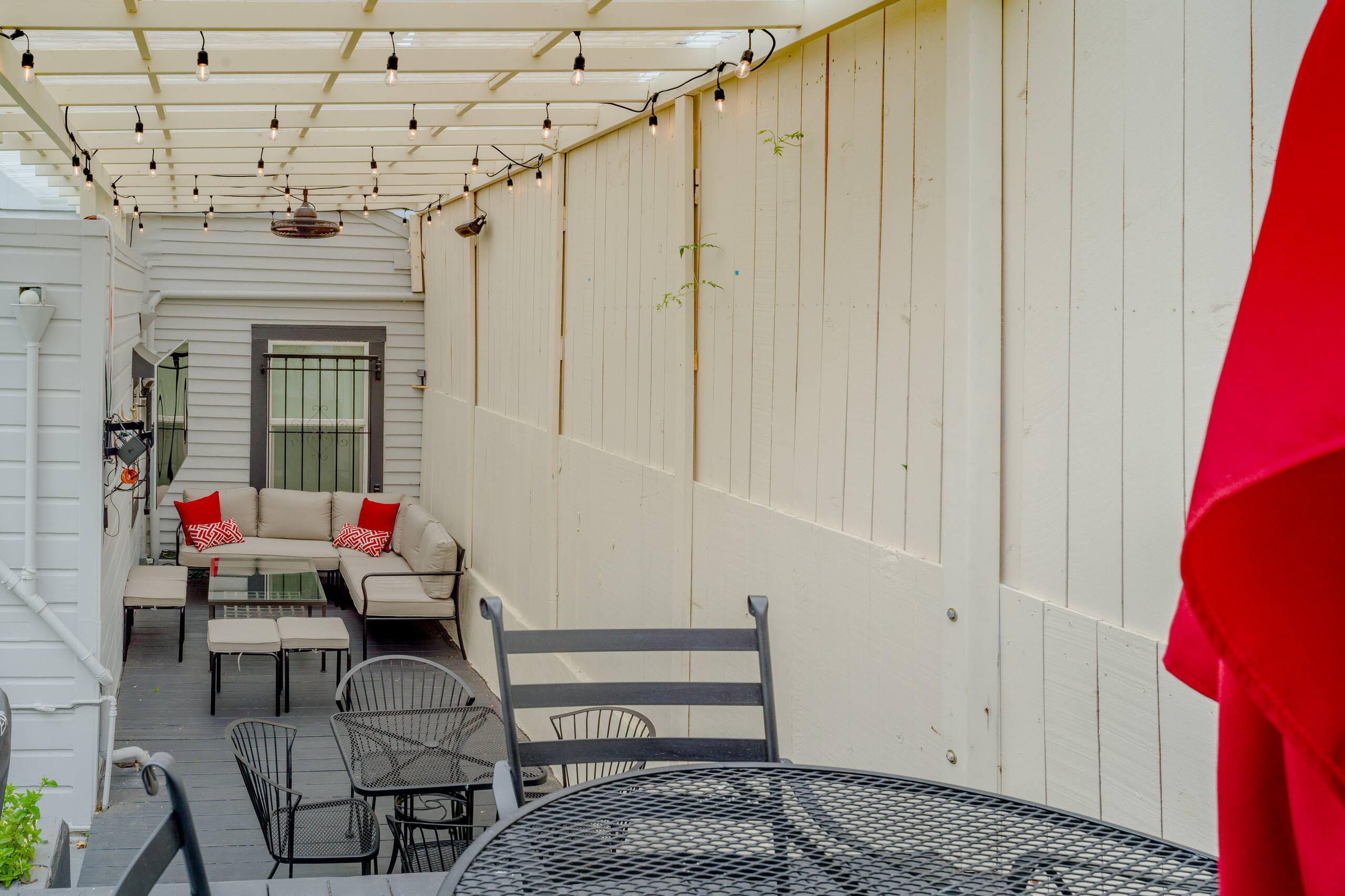 Home in San Francisco · ★4.91 · 3 bedrooms · 3 beds · 2 baths - Image 23