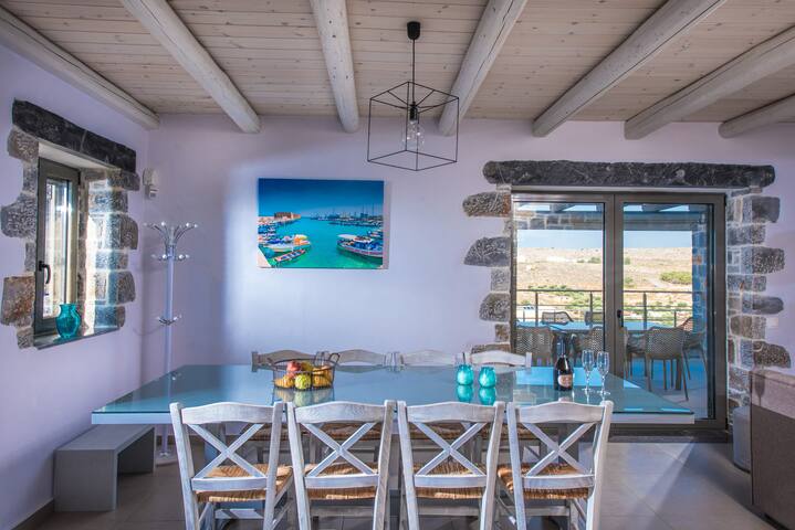 Charlise Luxury Villa by Cretevasion gallery image 5