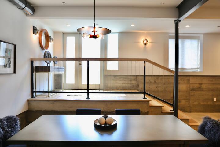 Luxury Executive Apartment/Condo gallery image 5