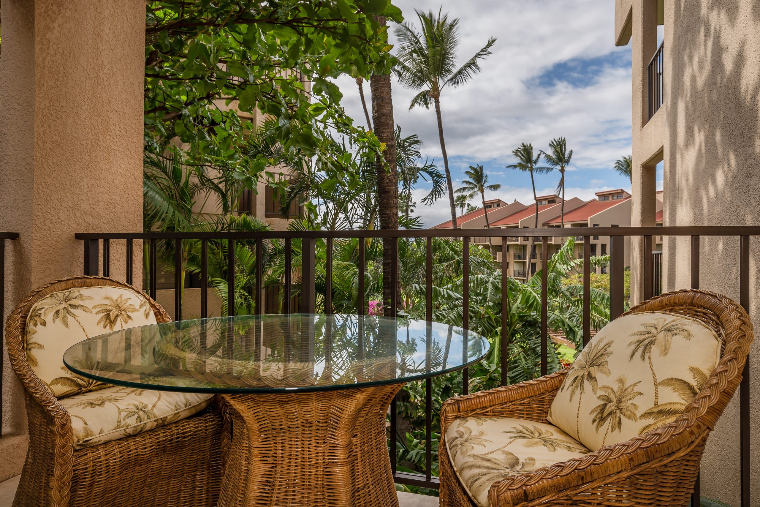 Rare Single Level 2 Bedroom With 2 Lanai's-AC - Image 20