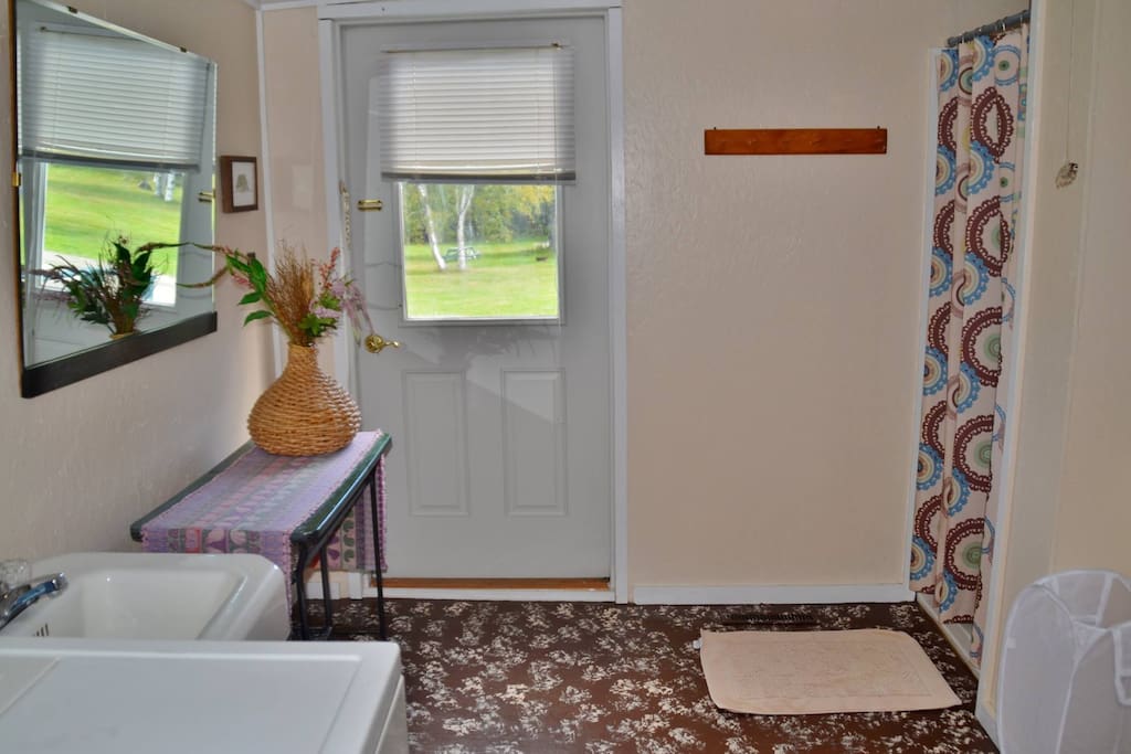 Bathroom, shower, washer & Dryer