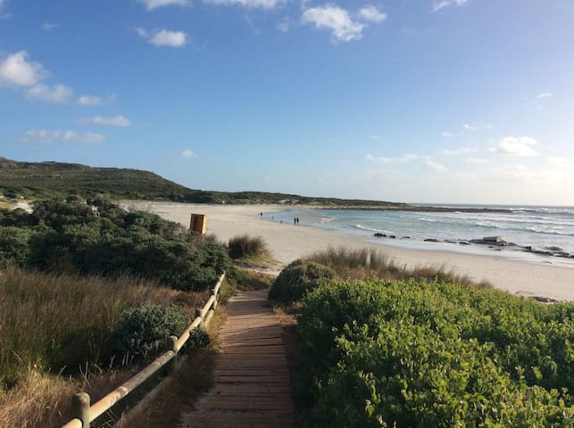 Beautiful beach house near Cape Point