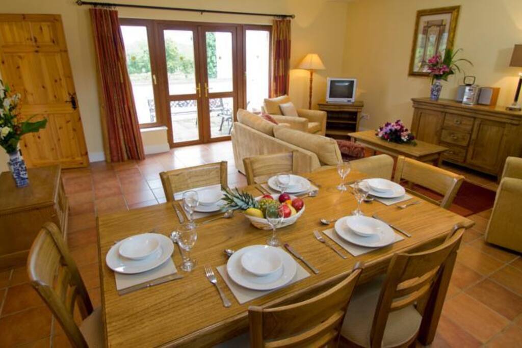 East Clare Golf Village Dining Area