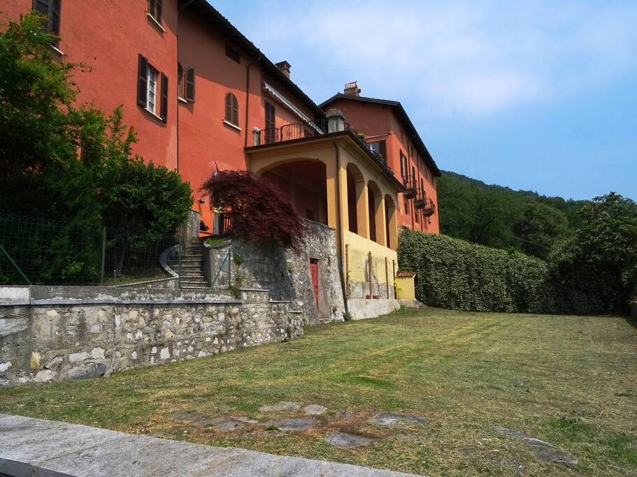 Il giardino ad uso esclusivo degli ospiti