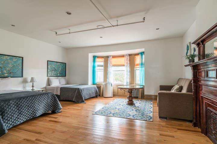 Maurice’s Penthouse