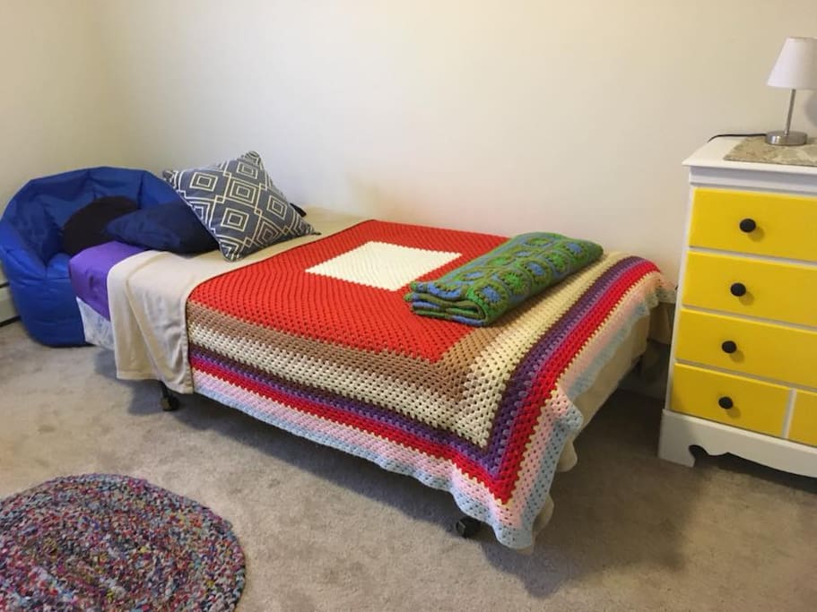 Single sized bed