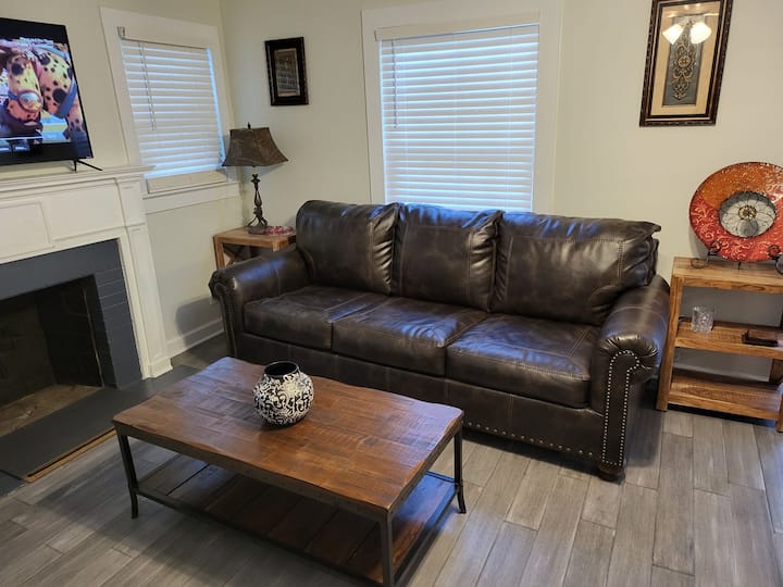 5.  Cozy Cabin In Guntersville - Guntersville, AL