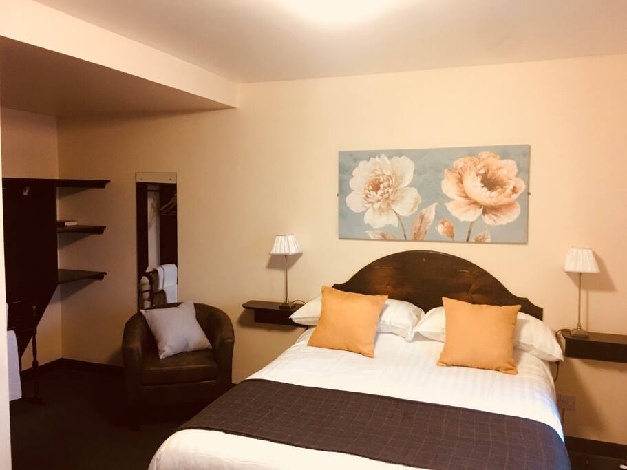 Guest room