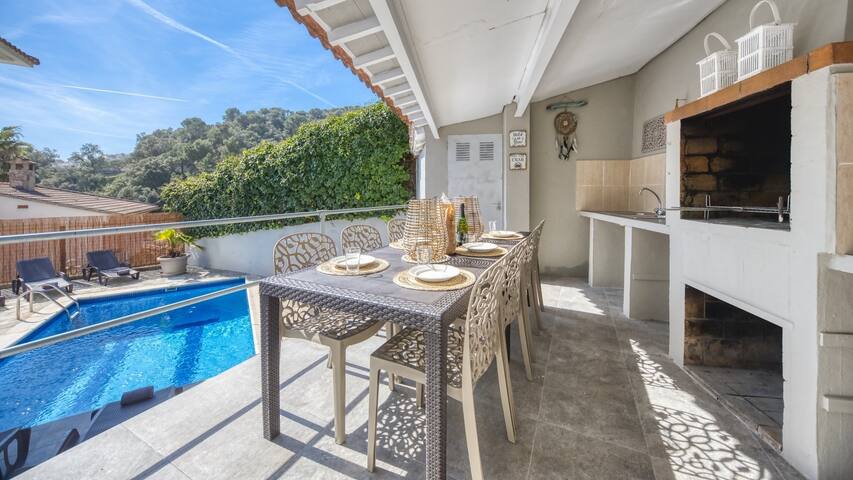 ♥ CostaCabana – Villa Rosa ♥ Walking distance sea! gallery image 2