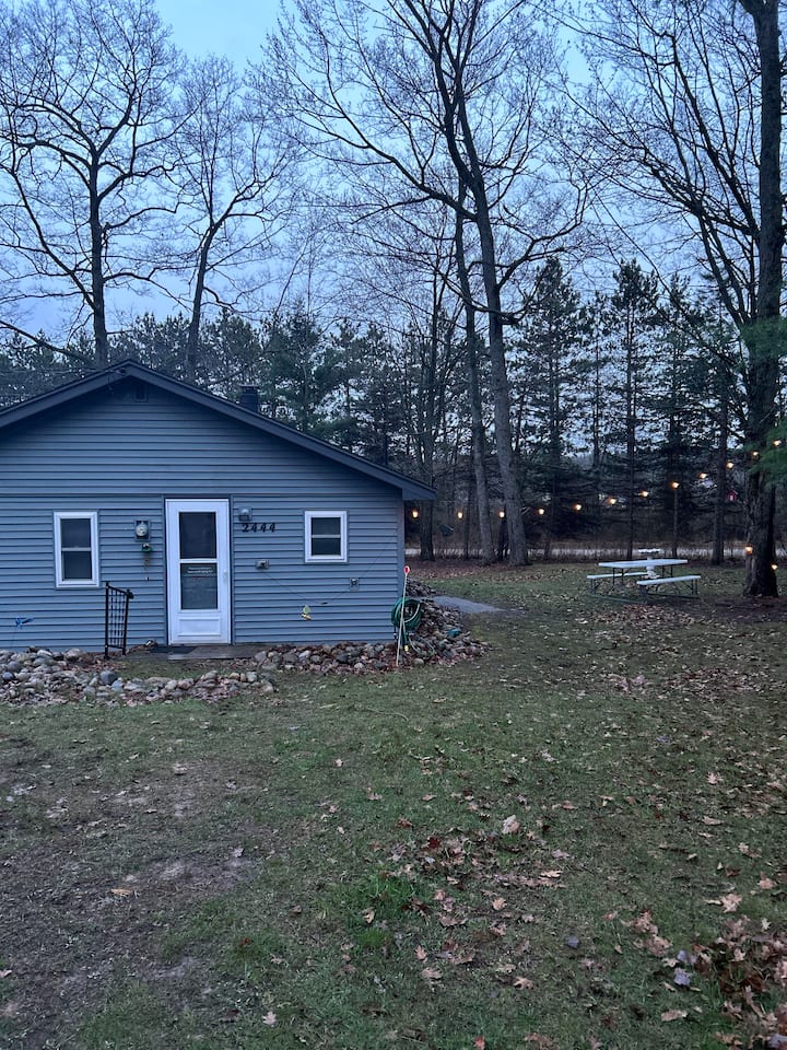 12 Best PetFriendly Cabins Near Oscoda, Michigan Updated 2024 Trip101