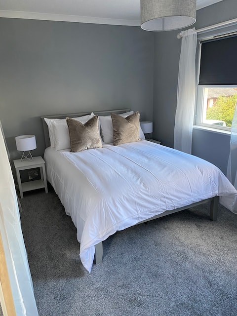 Usk Self Contained Flat in Usk centre & Breakfast