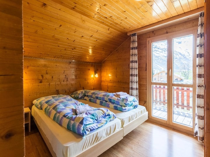 საძინებელი 1