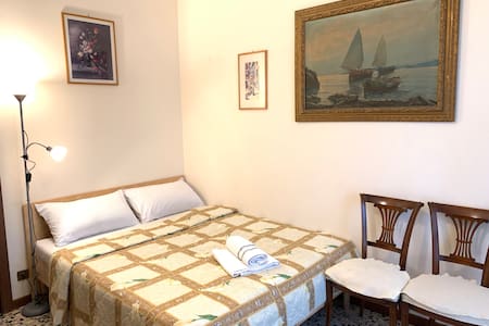 PRIVATE SINGLE ROOM NEAR CENTRAL STATION