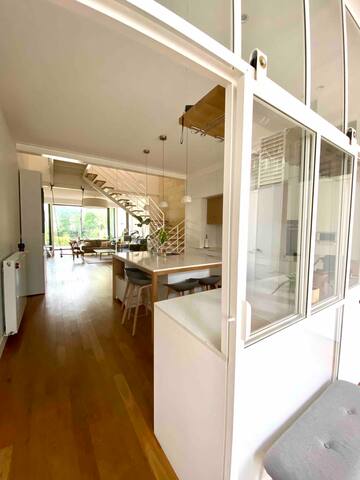 Maison spacieuse avec jardin gallery image 2