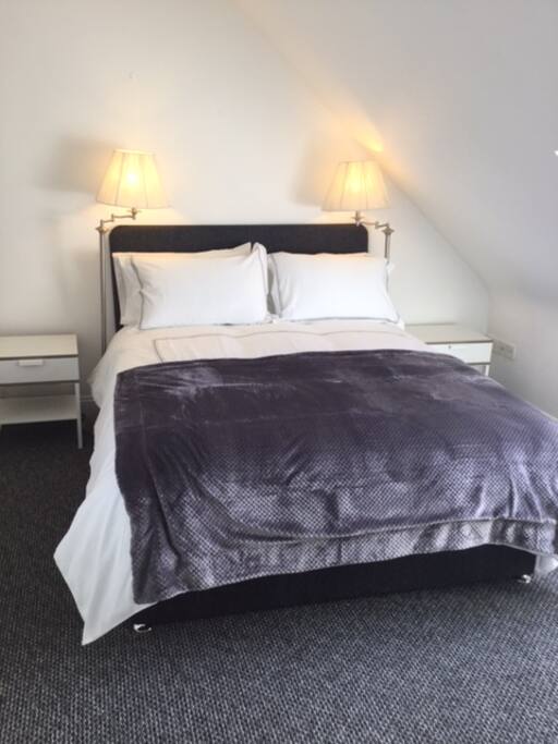 King bed